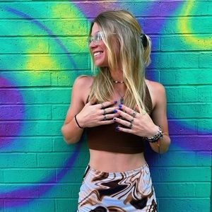 Meet your Posher, Dawn